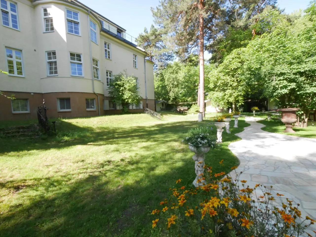 Hotel Rotdorn Берлин 3*,